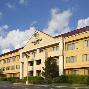 Doubletree Suites By Hilton Nashville Airport